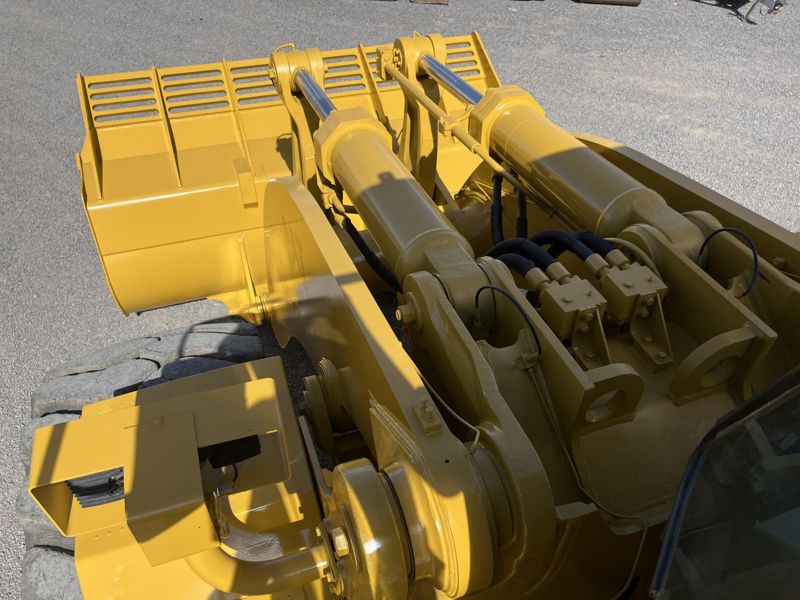 ./imagenes/INVOICE/2019/17670/CATERPILLAR 988B (17).JPG